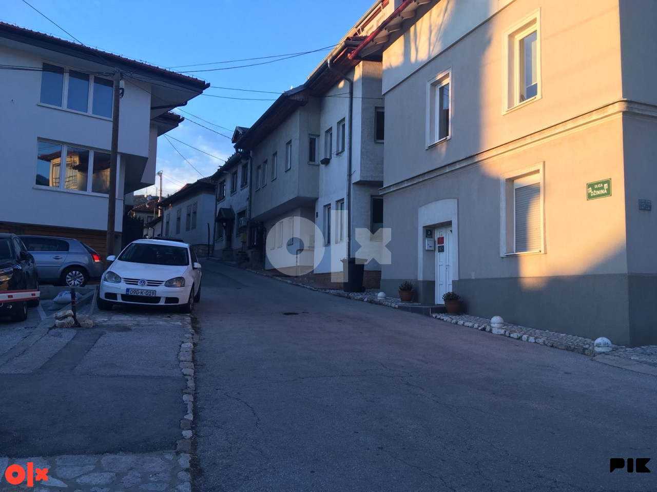 IZDAJE SE GARAZNO MJESTO SA OSTAVOM KOVACI (citaj detaljno) 2