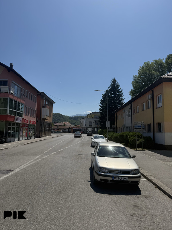 Poslovni prostor Bihać 8