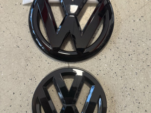 ZNAK VW GOLF 6 CRNI SET PREDNJI ZADNJI
