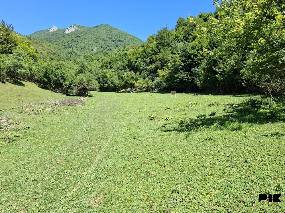 Zemljište kod JAJCA (Jezero Đo) Ćerkazovići