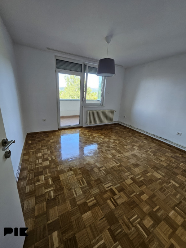 Četverosoban stan Ozimice 1 6