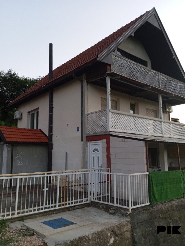 Kuća Tuzla Ši Selo Panorama, 2 stana
