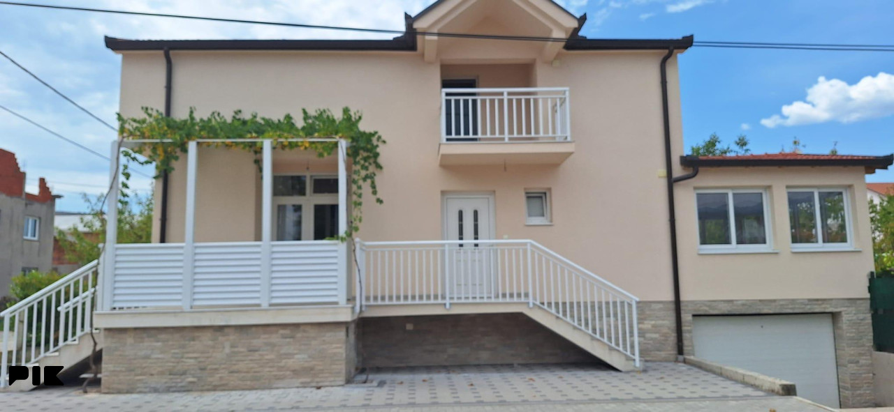 Mjesečni najam - Luksuzna Kuca u Mostaru - Iznajmljivanje/Rent 2