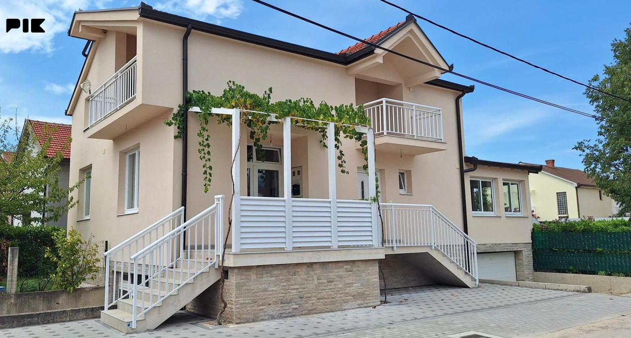 Mjesečni najam - Luksuzna Kuca u Mostaru - Iznajmljivanje/Rent 3
