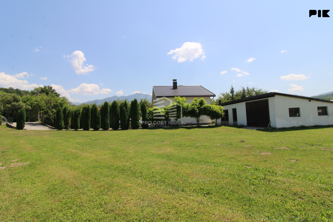 PRO COST | Kuća Tarčin 100m2+ okučnica 22.000m2 22
