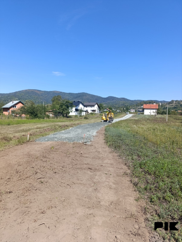 Zemljište U Vozućoj za Kuću ili VikendiceZavidovići 7