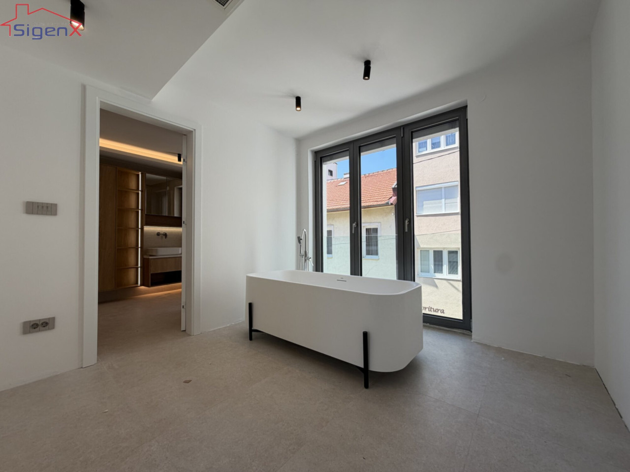 SIGENX : Mejtaš/ 160m2 Premium četverosoban stan/ Ekskuzivno 18