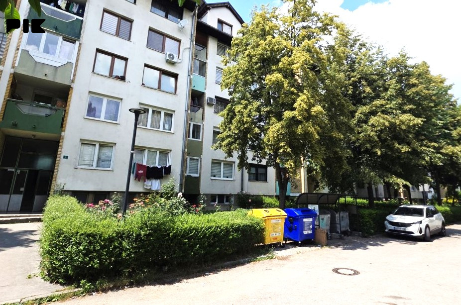 Suterenski stan Sarajevo - Dobrinja,  62.5m2