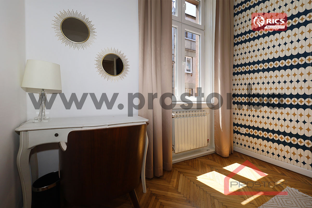 PROSTOR izdaje:Trosoban stan, 70m2, Mejtaš 4