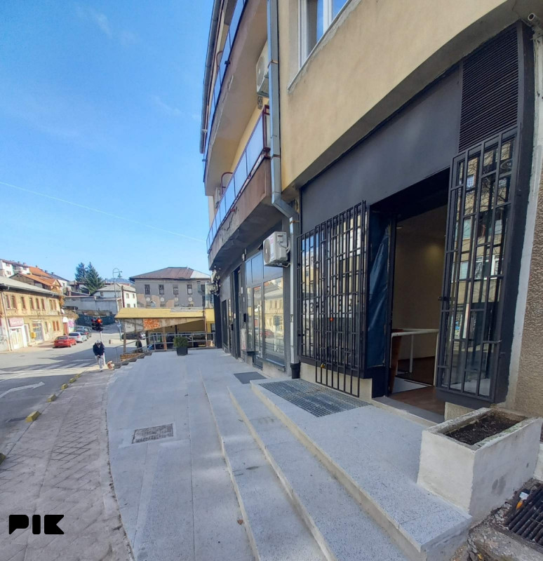 Poslovni prostor Mejtaš - Centar