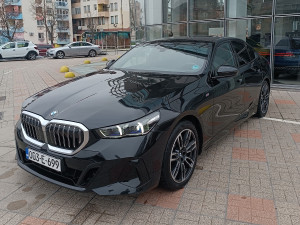 BMW 520xD M paket ;2024 prva registracija