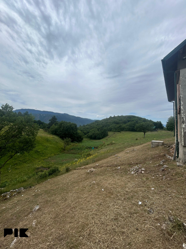 ZEMLJIŠTE 53.506 m2 sa objektom 150 m2 - BORIJE - STARI GRAD 5