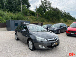 OPEL ASTRA 1.7 CDTI 2011g KLIMA