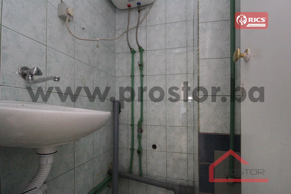 PROSTOR izdaje: Poslovni prostor, 104m2, Otoka 8