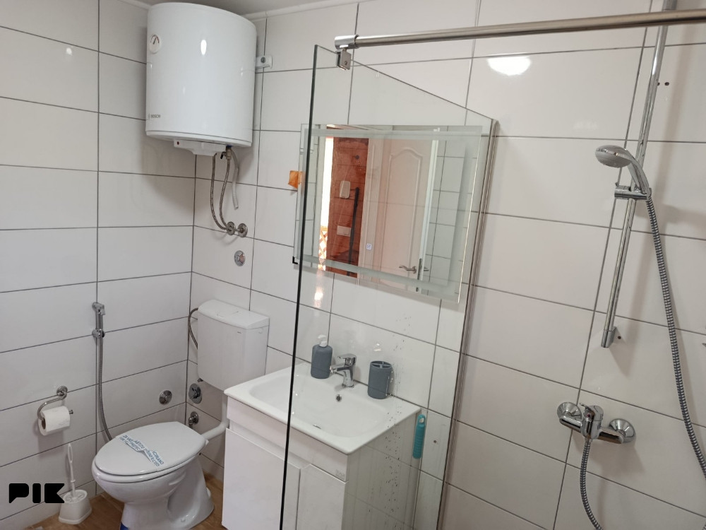 Stan na dan/ kuća,  Hotonj, Vogošća, do 10 osoba 10