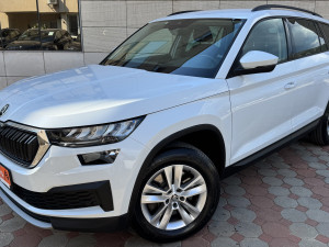 ŠKODA Kodiaq 2.0 DSG 4x4 "STYLE" LED Navi Kamera 7-sjedišta 2023