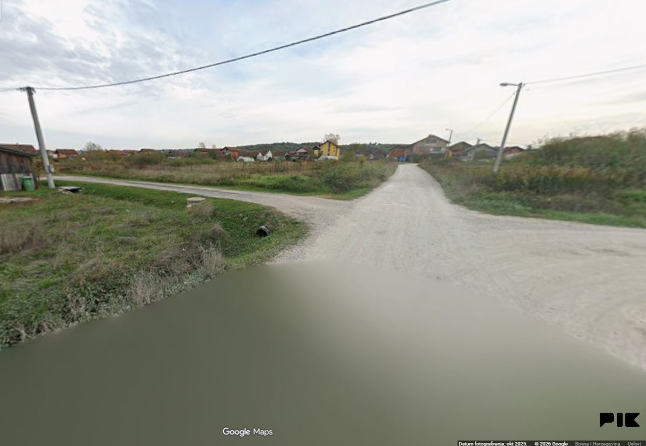 Zemljište Derventa 663m2 3