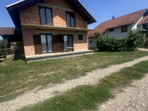 Porodična kuća- Liskovac, Gradiška photo 2