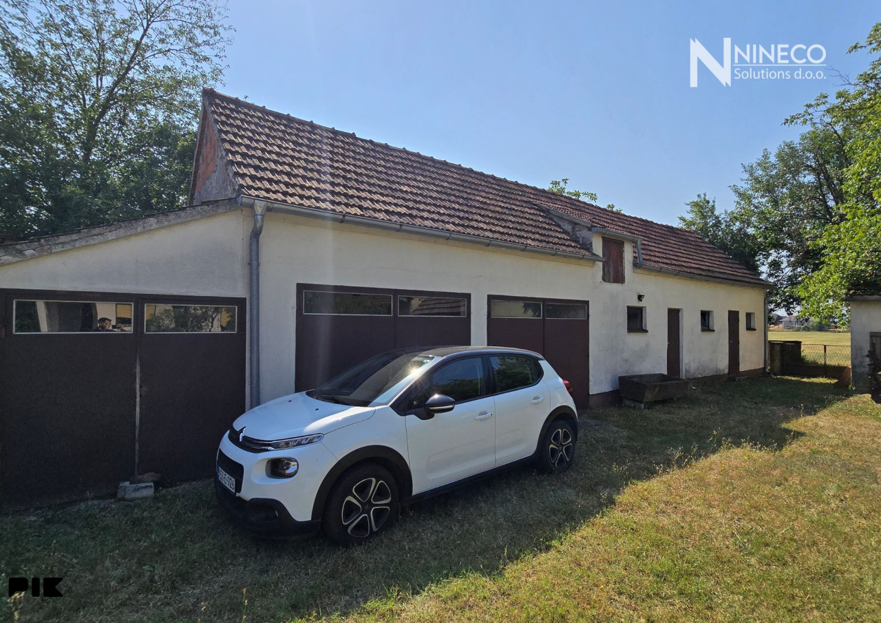 KUĆA SA POMOĆNIM OBJEKTIMA - ALEKSANDROVAC - 164 m2 7