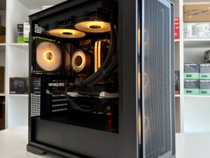 Gaming PC RTX 5080 16GB/Ryzen 7 7800X3D/32GB DDR5/1TB SSD NVMe
