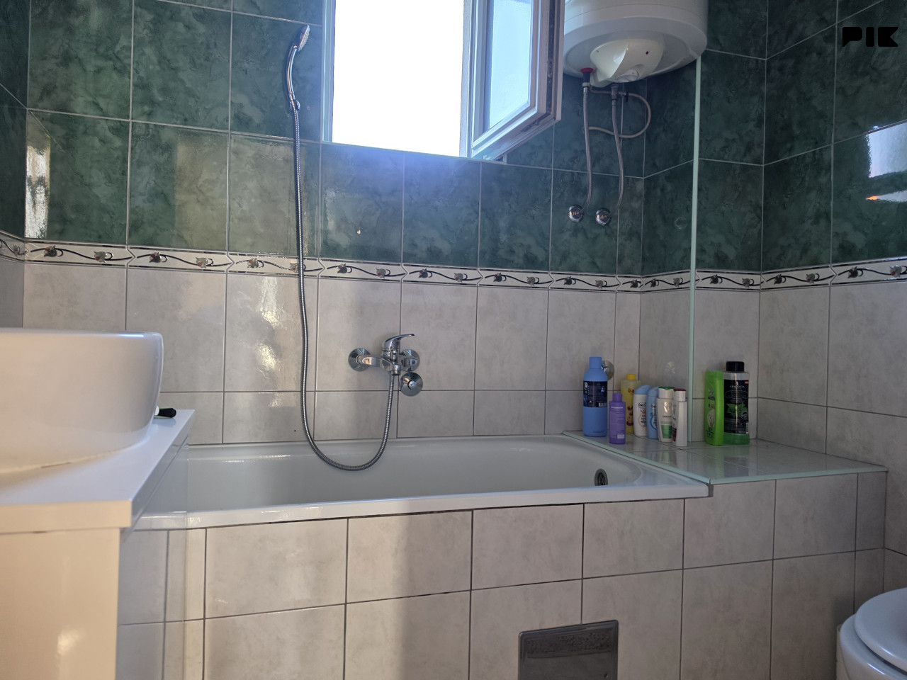 MODERNA PORODIČNA KUĆA U GLUHAKOVCU, BRČKO 8