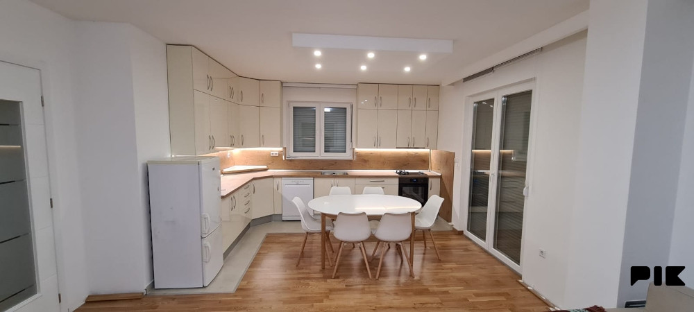 Stanovi i apartmani Vogošća 10