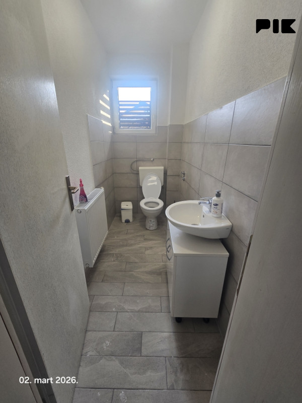 Poslovni prostor Bihać 6