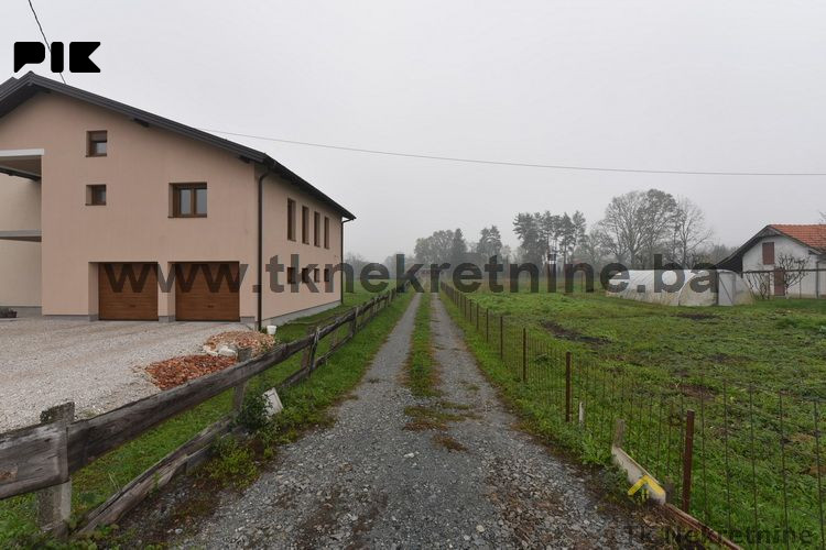 ŽIVINICE-STRAŠANJ - Kvalitetna zemljišna parcela 1778 m2 6