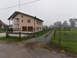 ŽIVINICE-STRAŠANJ - Kvalitetna zemljišna parcela 1778 m2
