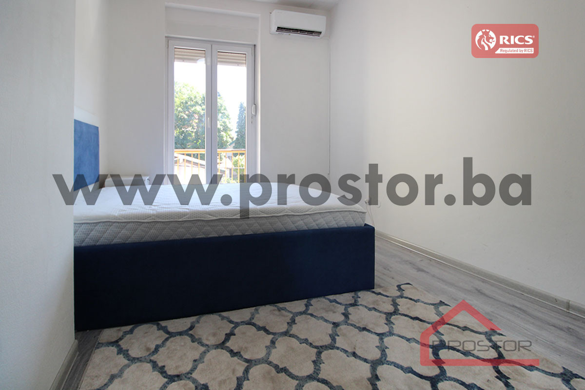 PROSTOR izdaje: Trosoban stan, 64m2, Marijin Dvor 4
