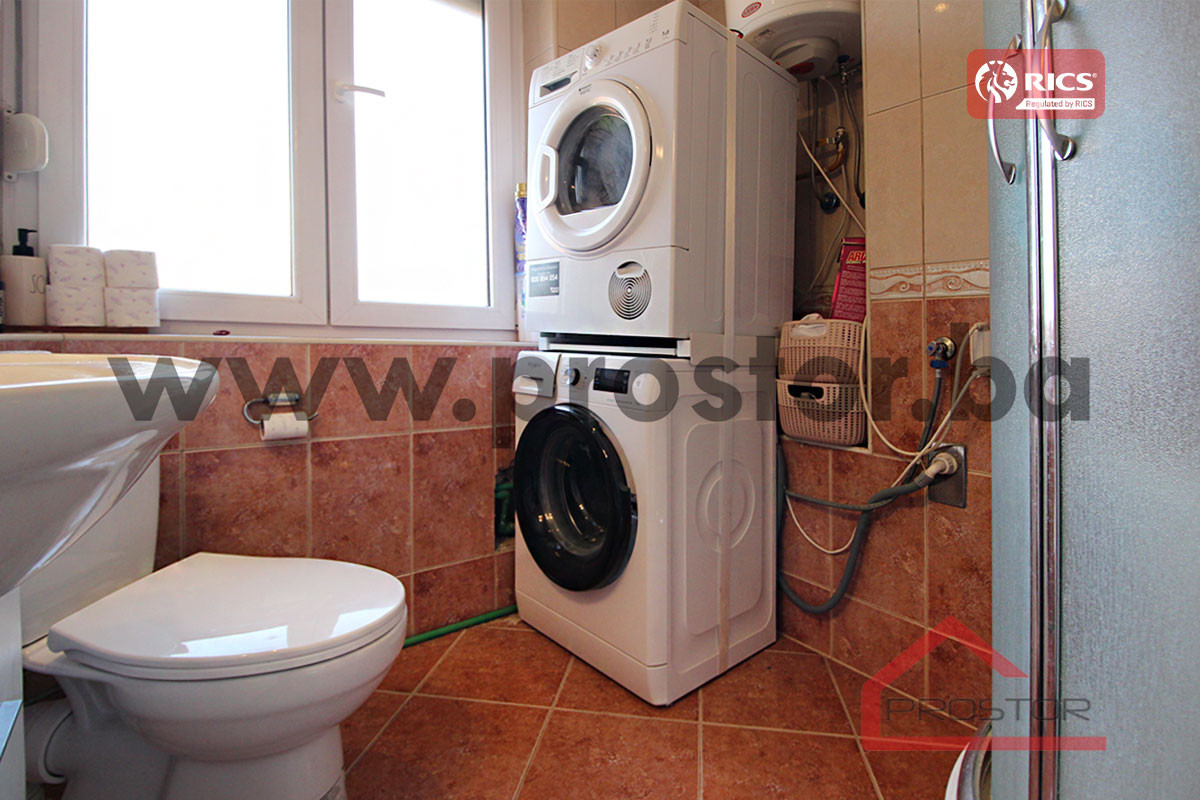 PROSTOR izdaje: Trosoban stan, 64m2, Marijin Dvor 8