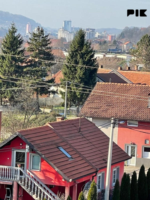 Kuća sa poslovnim prostorom u blizini Tuzle 5