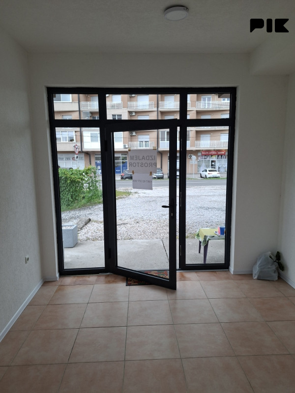 Poslovni prostor Živinice 3