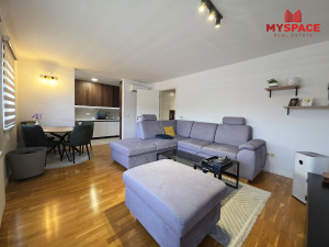 MY SPACE/ Stan sa garažom/ Centar/ NOVOGRADNJA/ 72m2