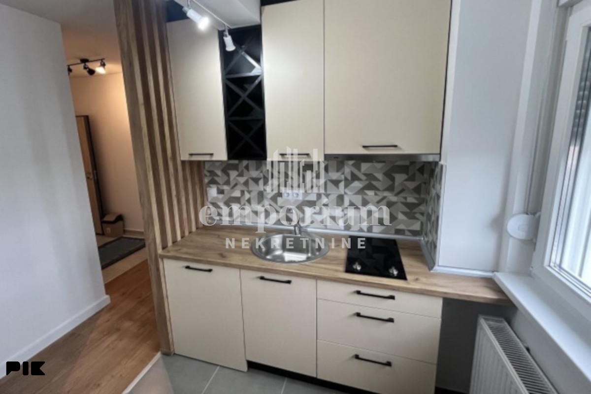 Moderno opremljena garsonjera ID: 2773/EN 3
