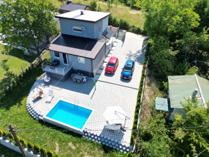 NN Nekretnine : Kuća / vikendica sa bazenom - Rakovica / Ilidža photo 2