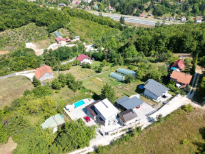 NN Nekretnine : Kuća / vikendica sa bazenom - Rakovica / Ilidža photo 5