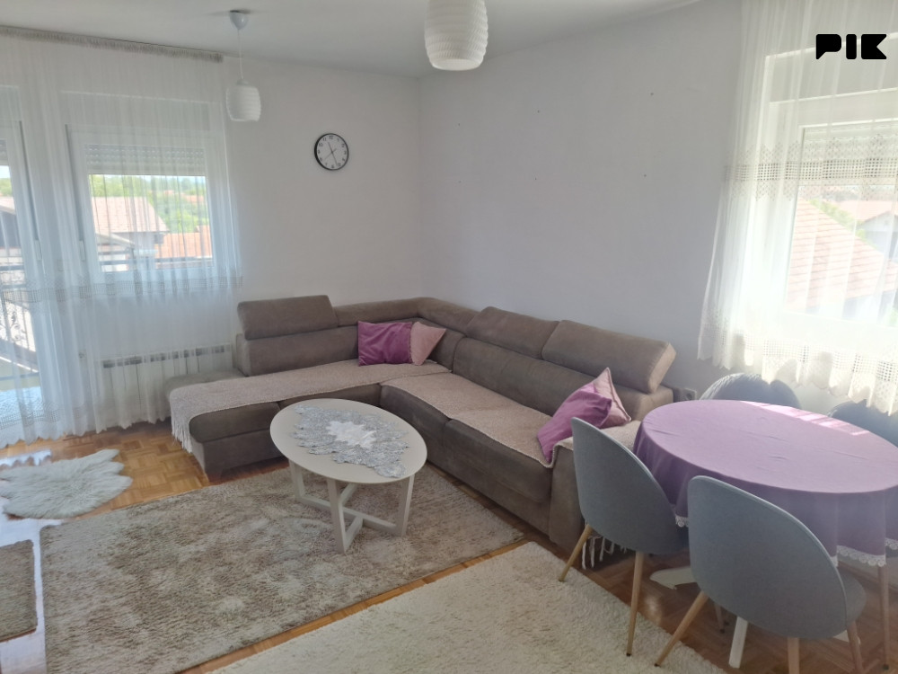 Namješten stan na keju 40m2 22