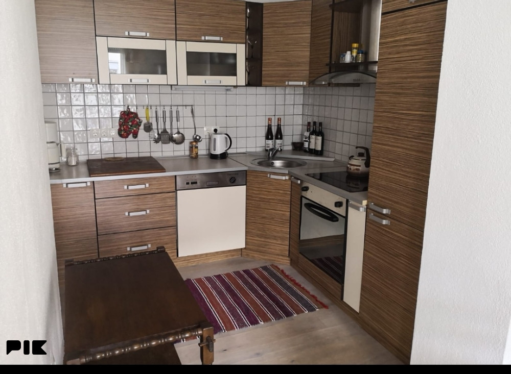Stanovi i apartmani Ilidža 4