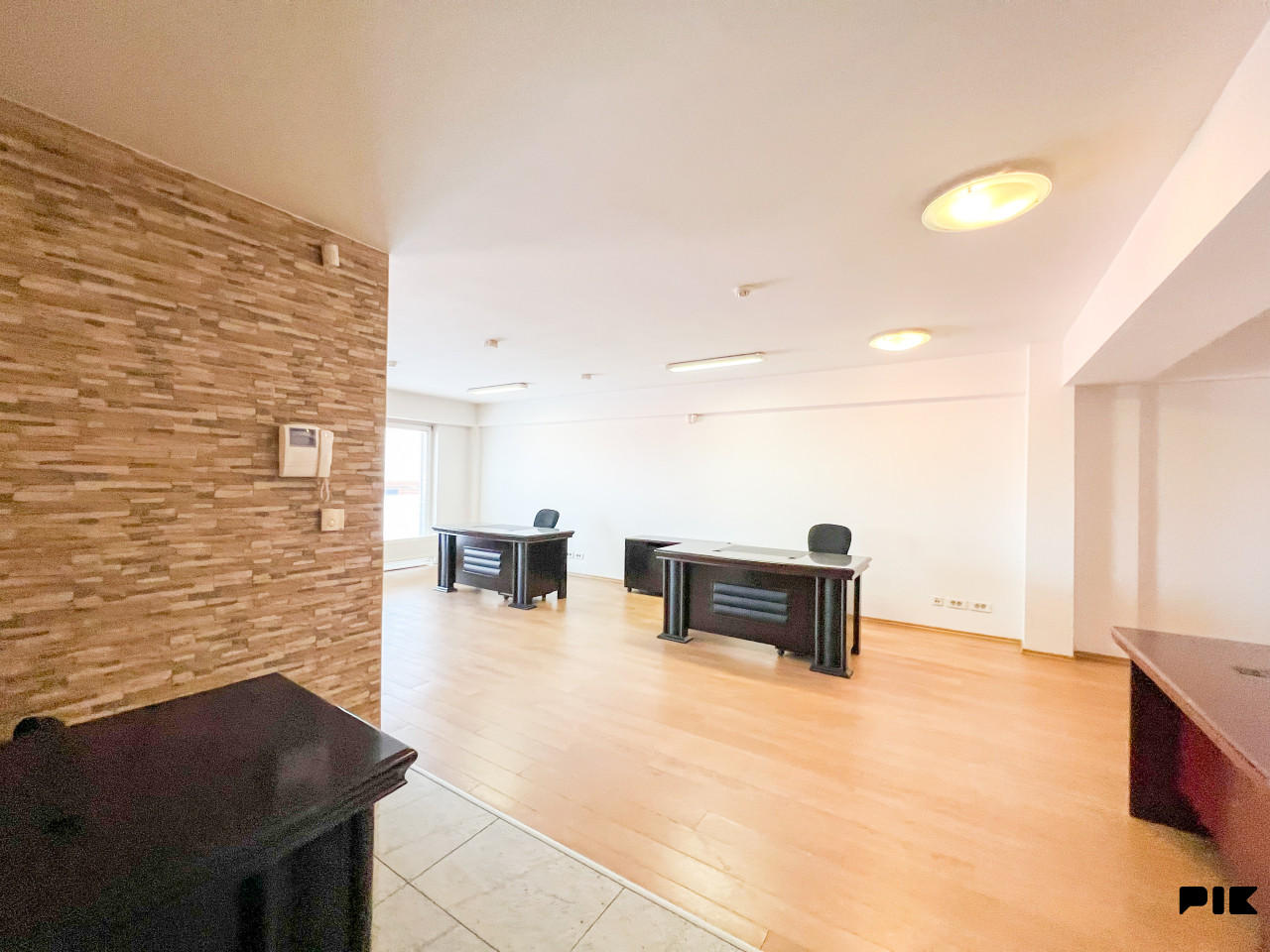 Luksuzan poslovni prostor Centar Ilidža 140m2 Grand Centar 14