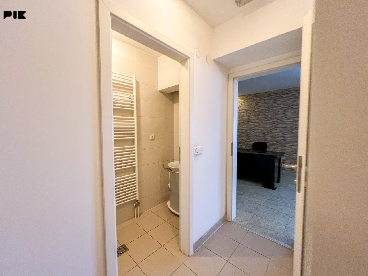 Luksuzan poslovni prostor Centar Ilidža 140m2 Grand Centar 16