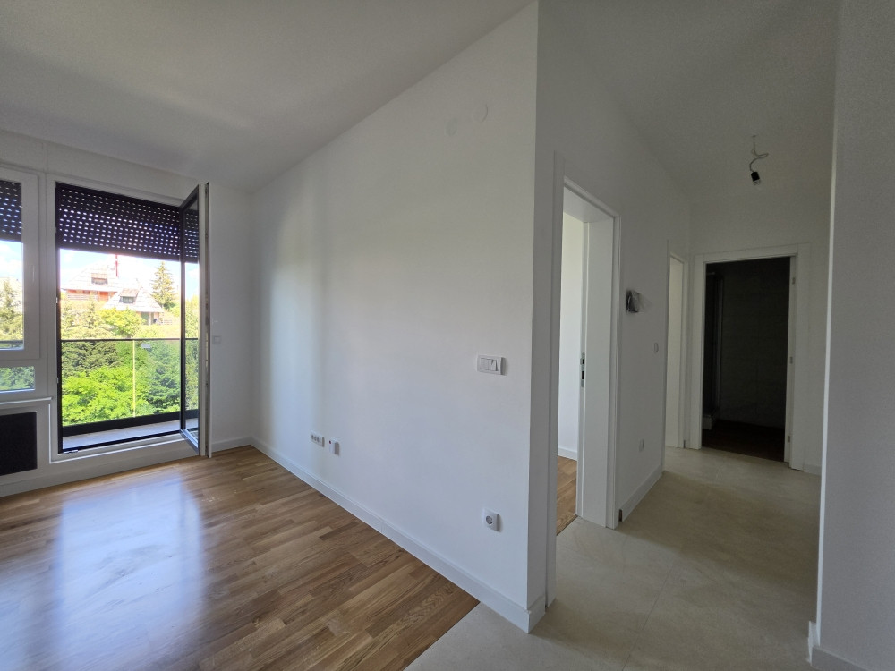 Trosoban nov apartman prodaja Trebević 7