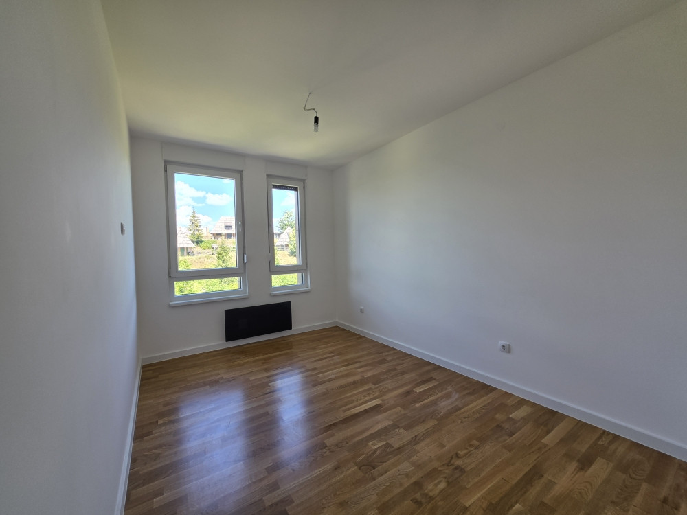 Trosoban nov apartman prodaja Trebević 12