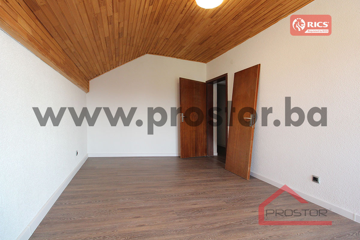 PROSTOR izdaje: Stambeno-poslovni objekat, Istočno Sarajevo 9