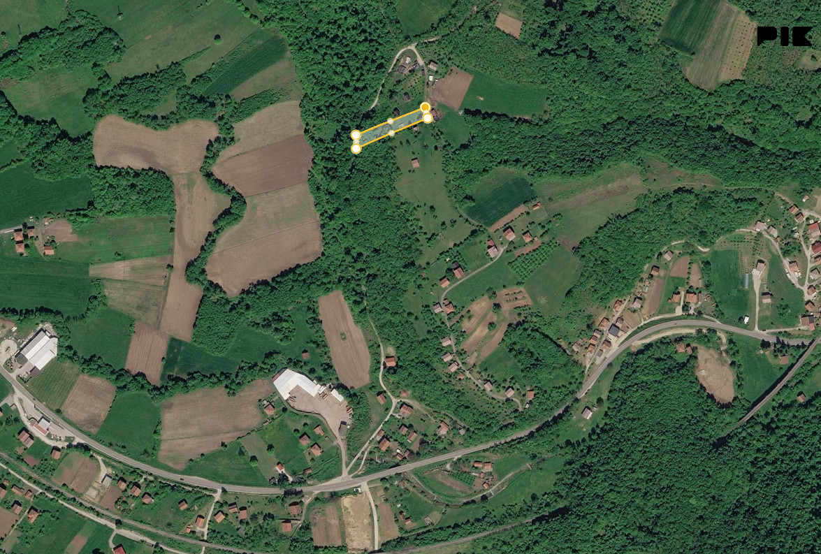 Zemljište u Zvorniku - Glumina- Čelovnik 1583m2 2