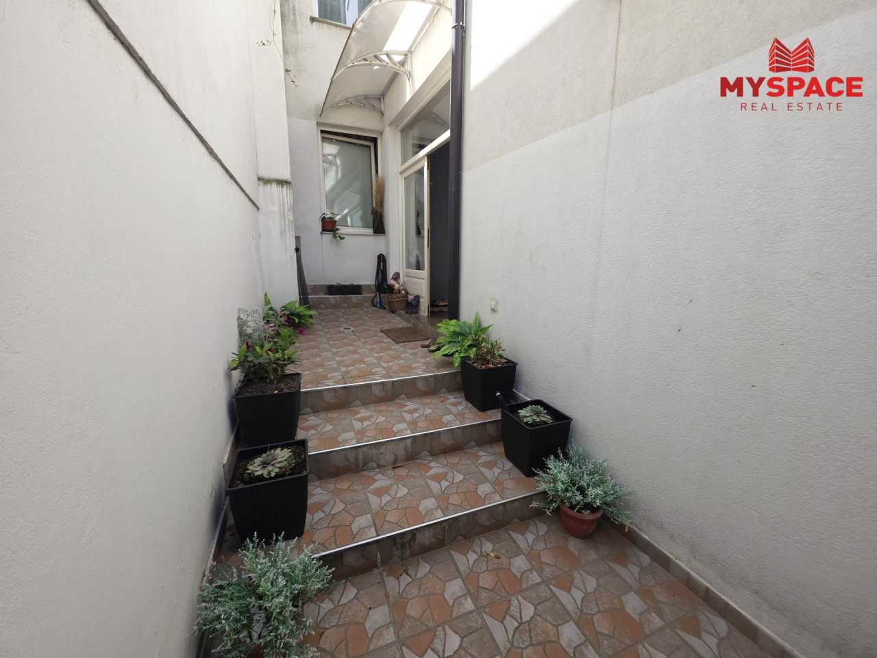 MY SPACE/ Kuća / Stari Grad/ 280m2 21