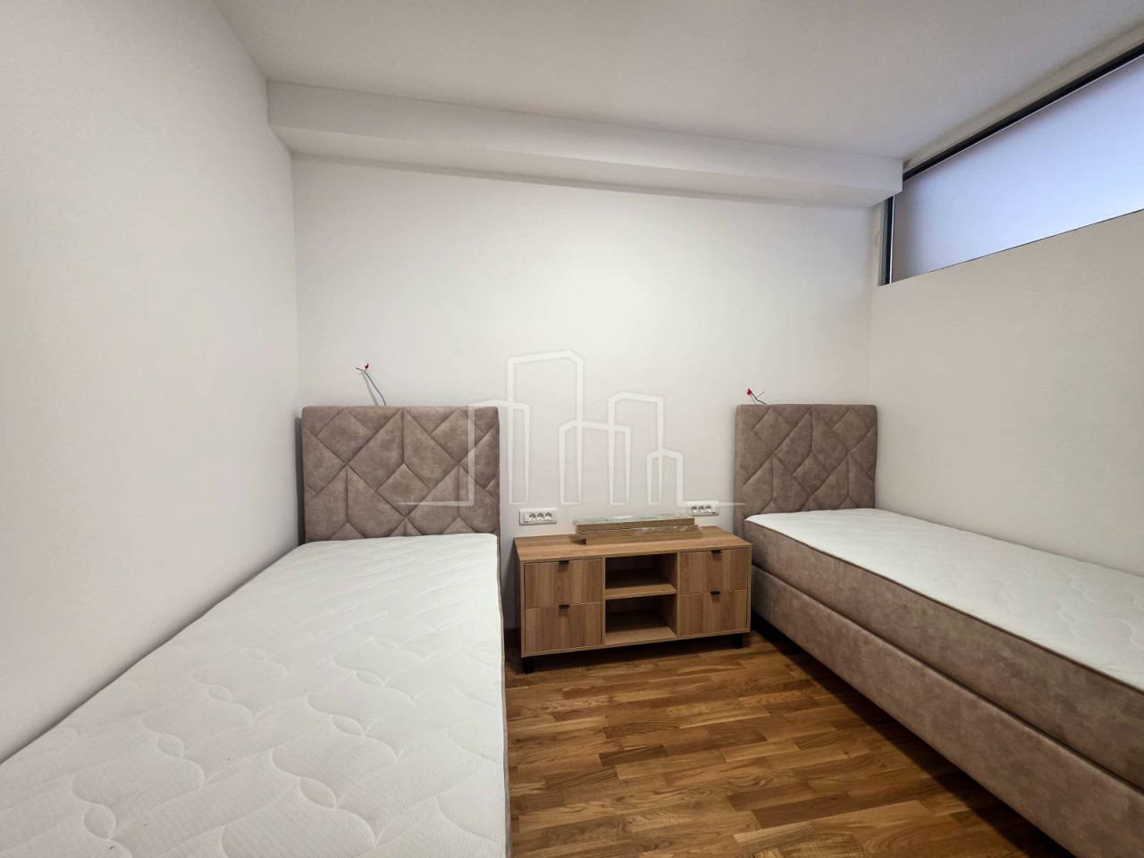 Apartman sa dvije spavaće sobe, skijašnicom i garažom  Jahorina 11