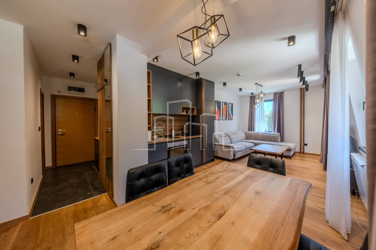 JAHORINA  DVOSJED  Penthouse apartman 49m2  2 spavaće sobe 4