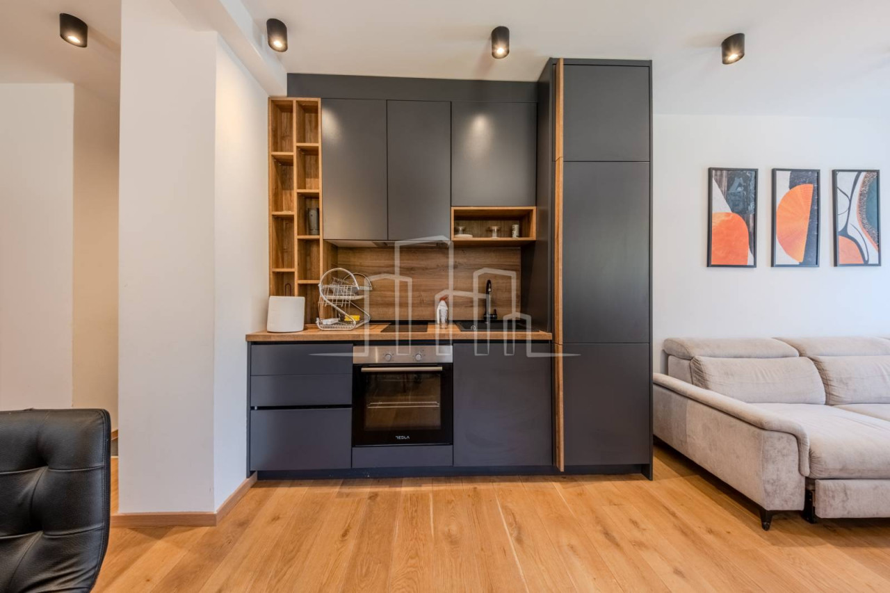 JAHORINA  DVOSJED  Penthouse apartman 49m2  2 spavaće sobe 11