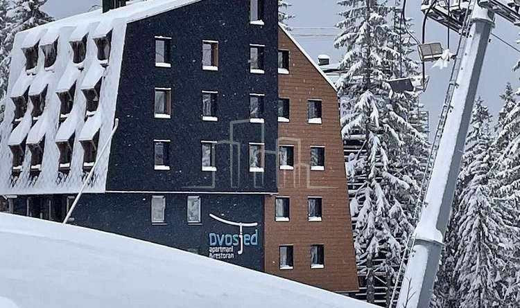 JAHORINA  DVOSJED  Penthouse apartman 49m2  2 spavaće sobe 17